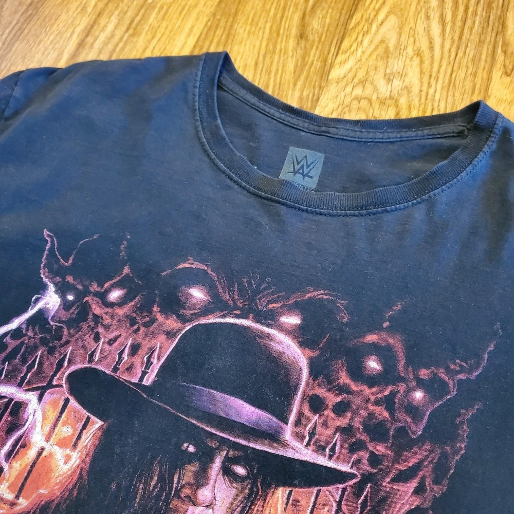 WWE Undertaker Shirt Men XL Black Wrestling Deadman Graveyard Hells Gate